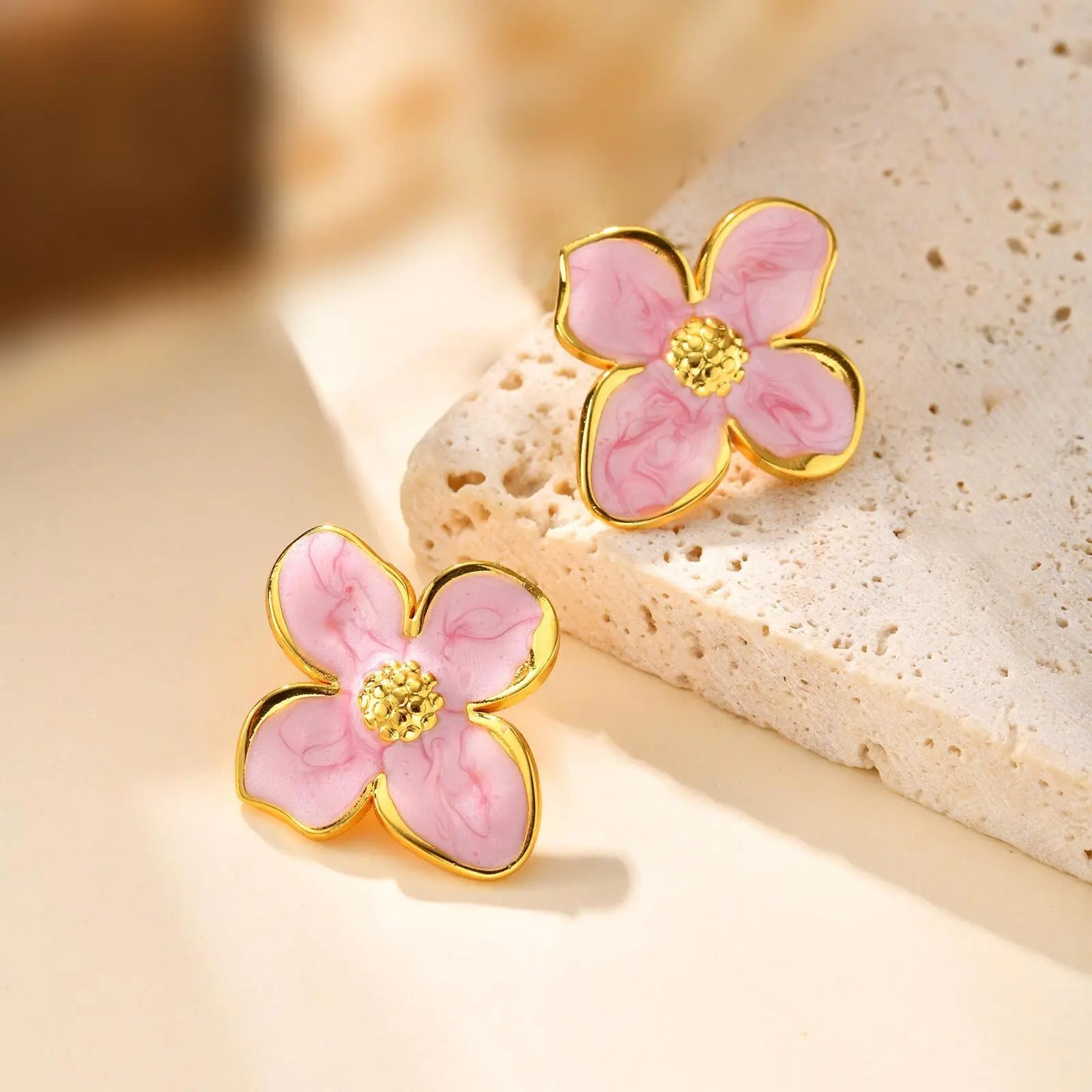 Boucles Fleurs Élégantes – Acier Inoxydable